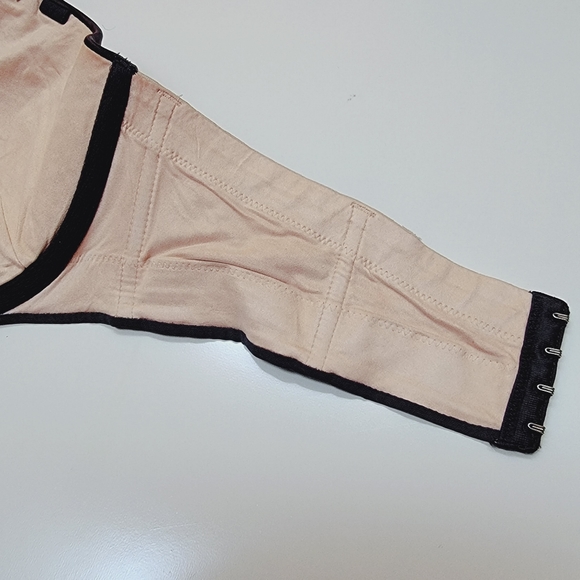 Victoria Secret Biofit Strapless Convertible Bra - Picture 8 of 10